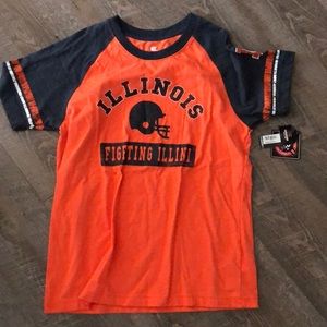 NWT university of illinois t-shirt
